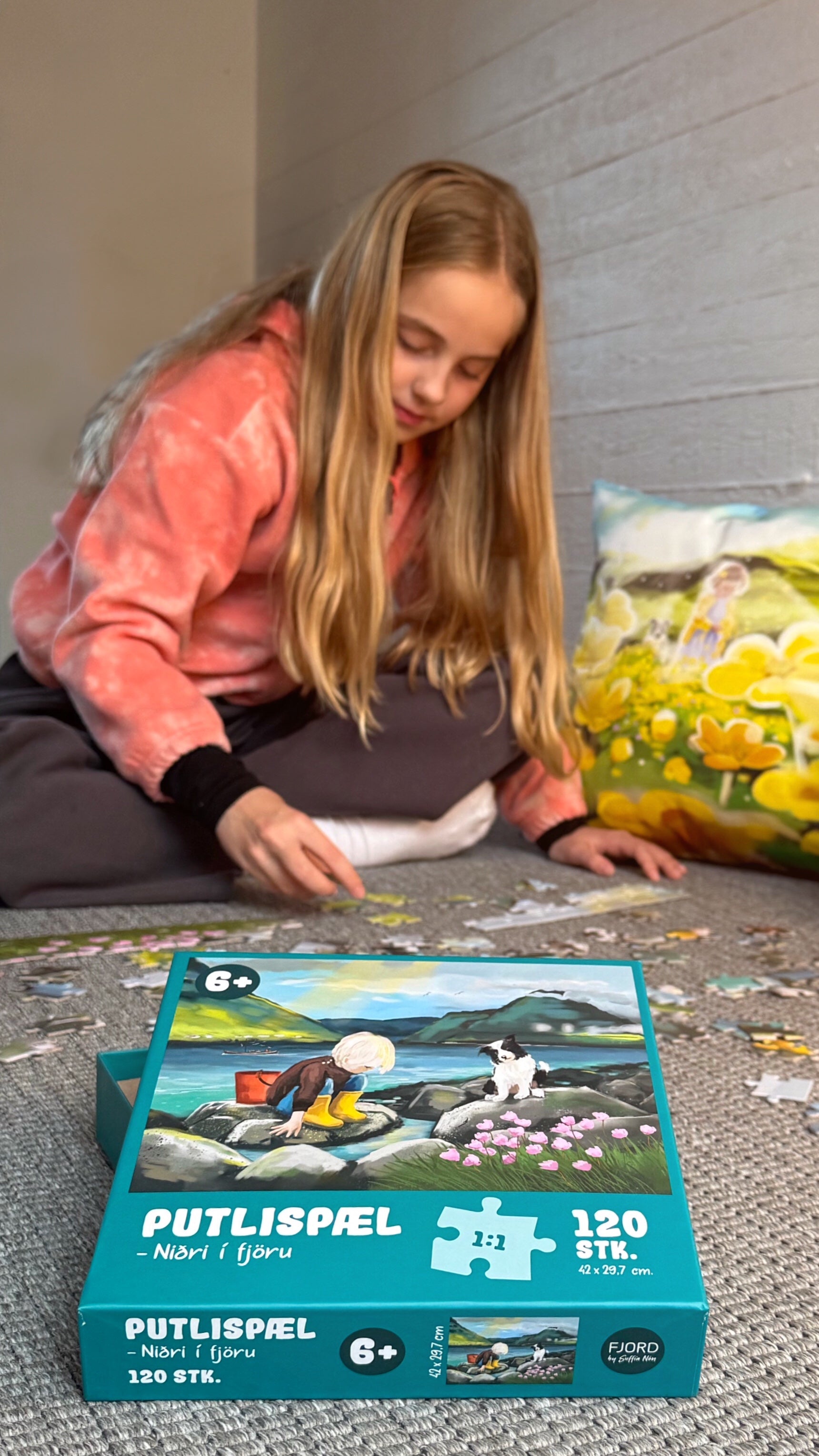 Puzzle 120 pcs. - Niðri í fjöru