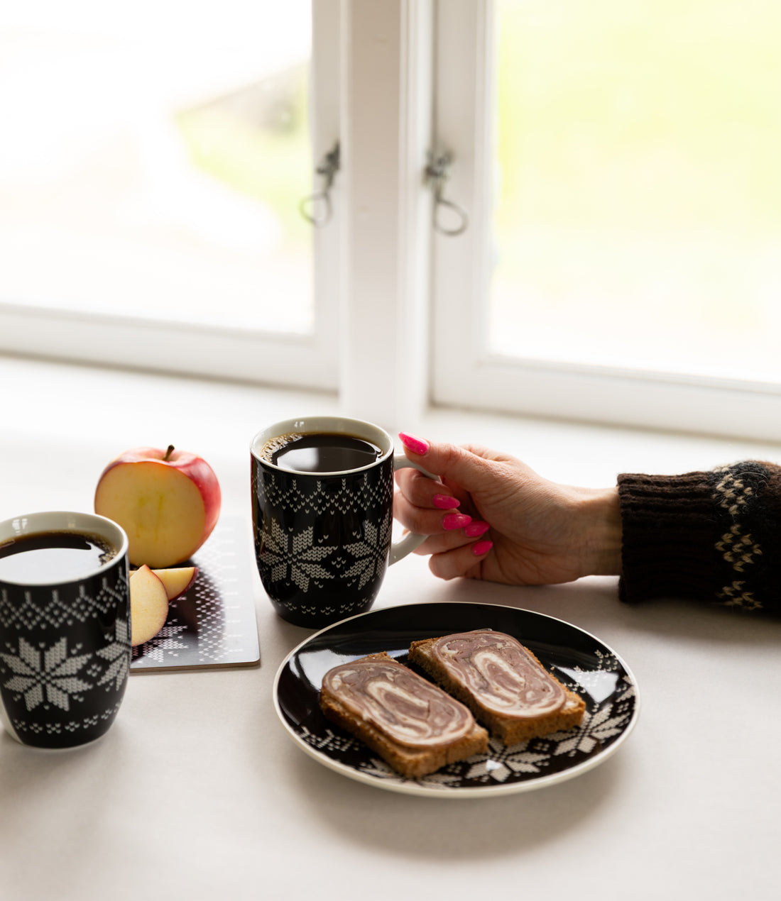 Stjörna plate - Fine porcelain