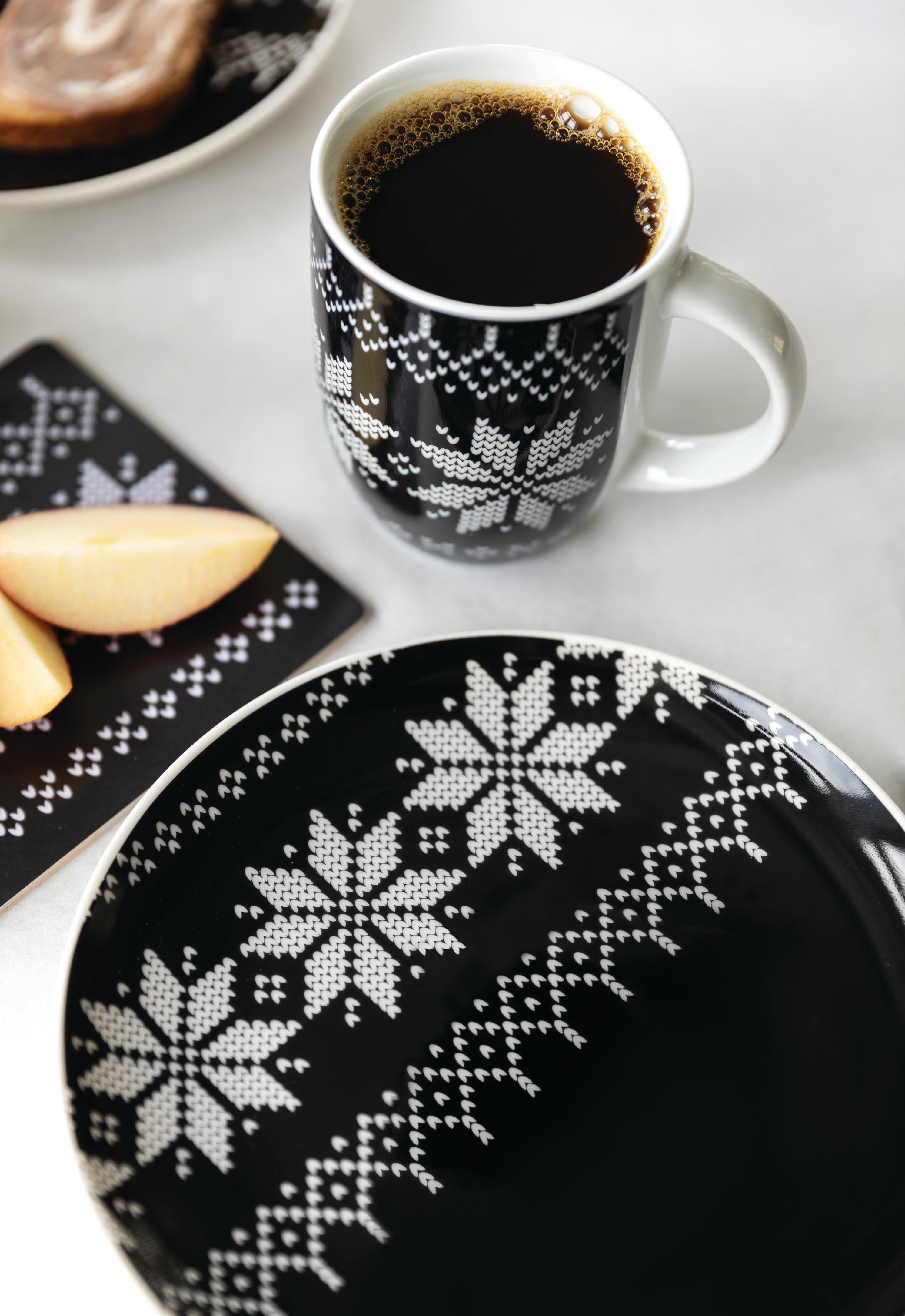 Stjörna plate - Fine porcelain