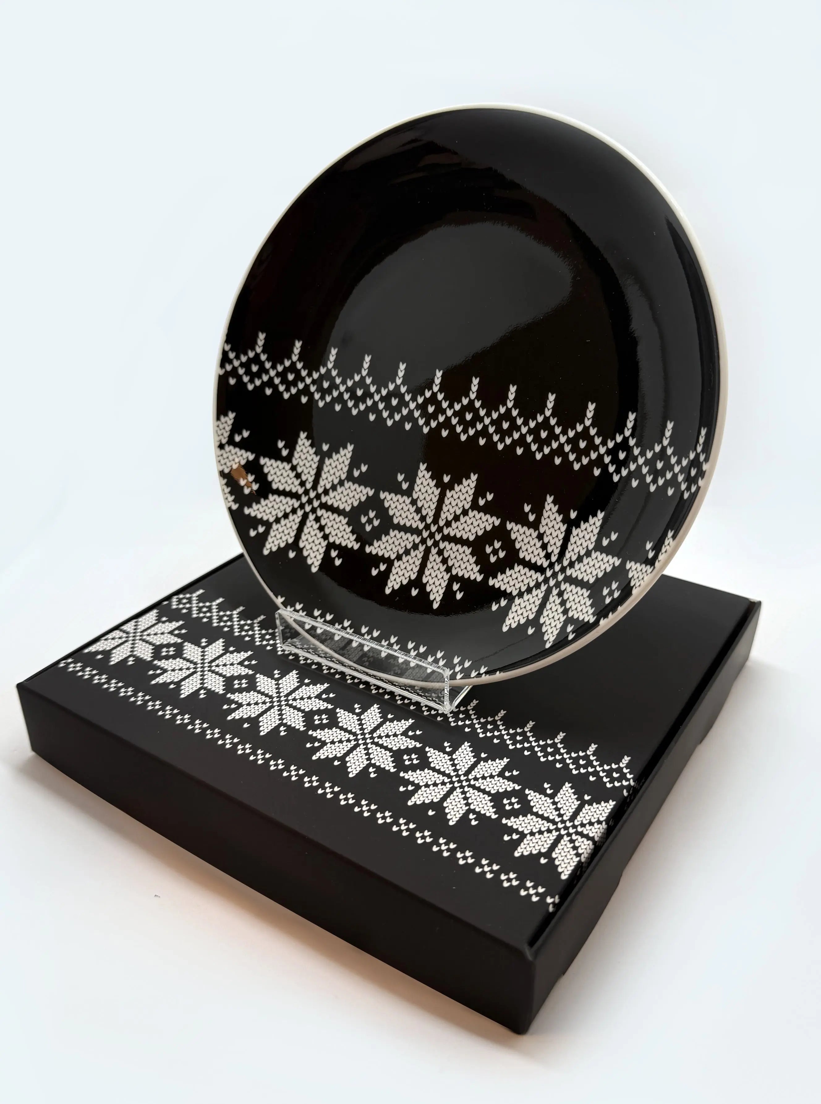 Stjörna plate - Fine porcelain FJORD
