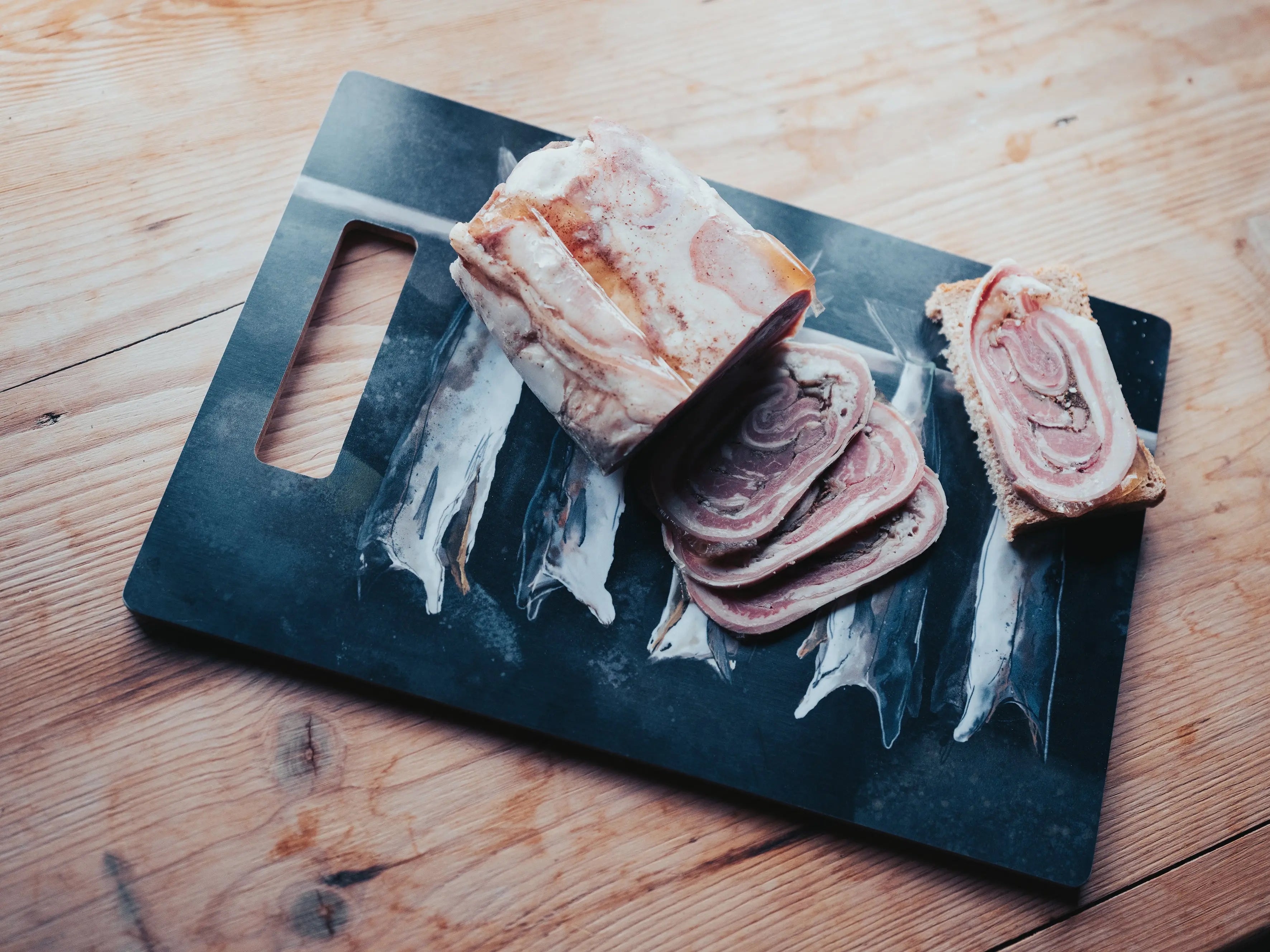 Cutting Board - Ræstur fiskur FJORD